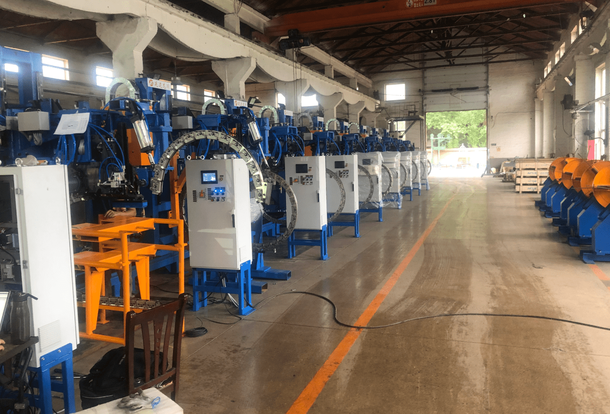 超越设备本身：龙川机械钢材自动打包机以全价值链服务赋能钢材企业